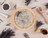 Kúpeľová soľ s kvetmi levandule - voľne navážená